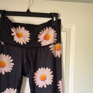 🌼teeki🌼daisy yoga pants